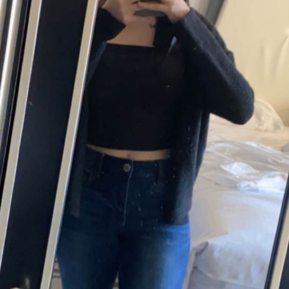 Black Crop Top